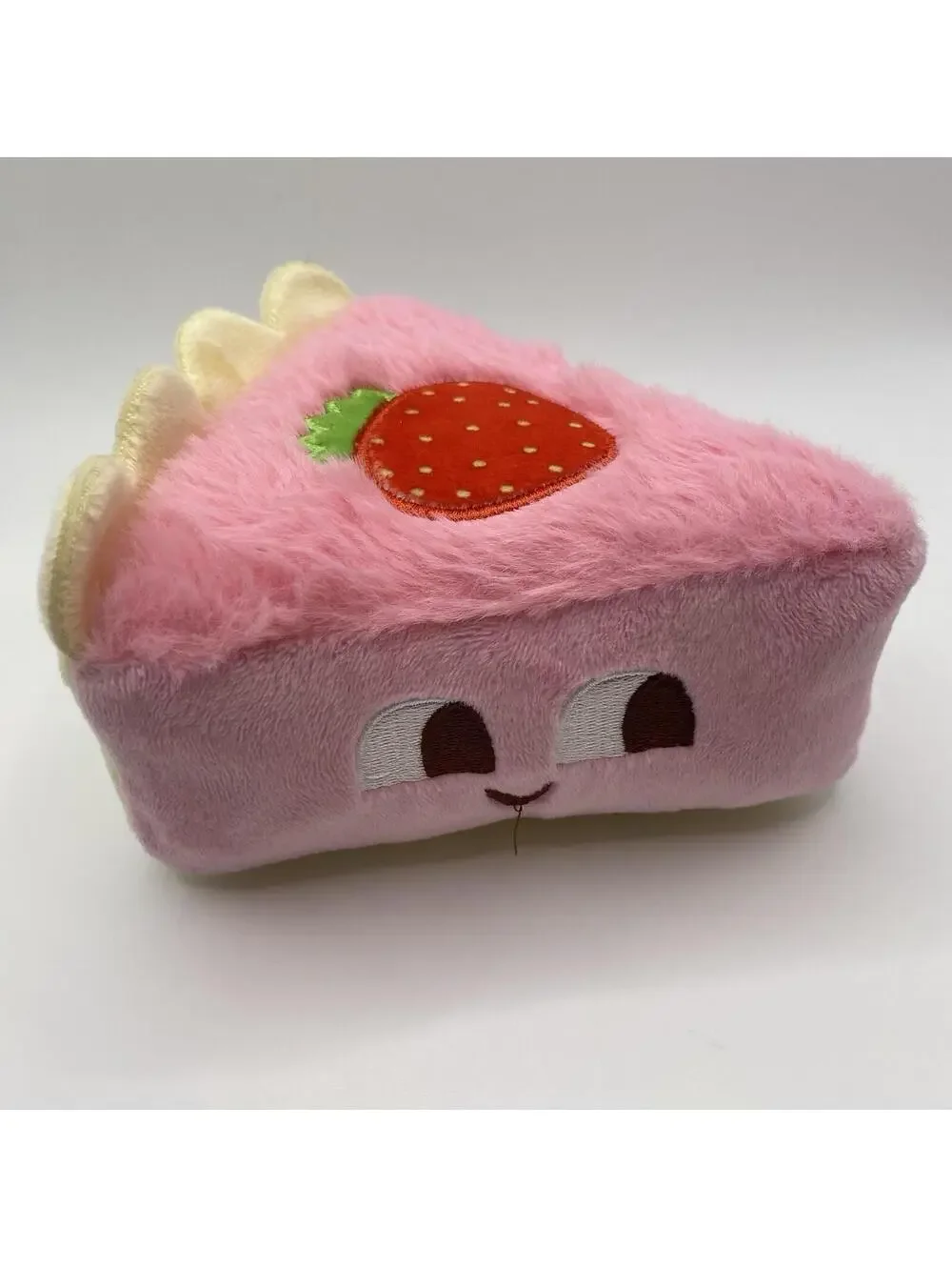 Bark Box Dog Toy Strawberry Cheesecake Crinkle Squeak Size Large